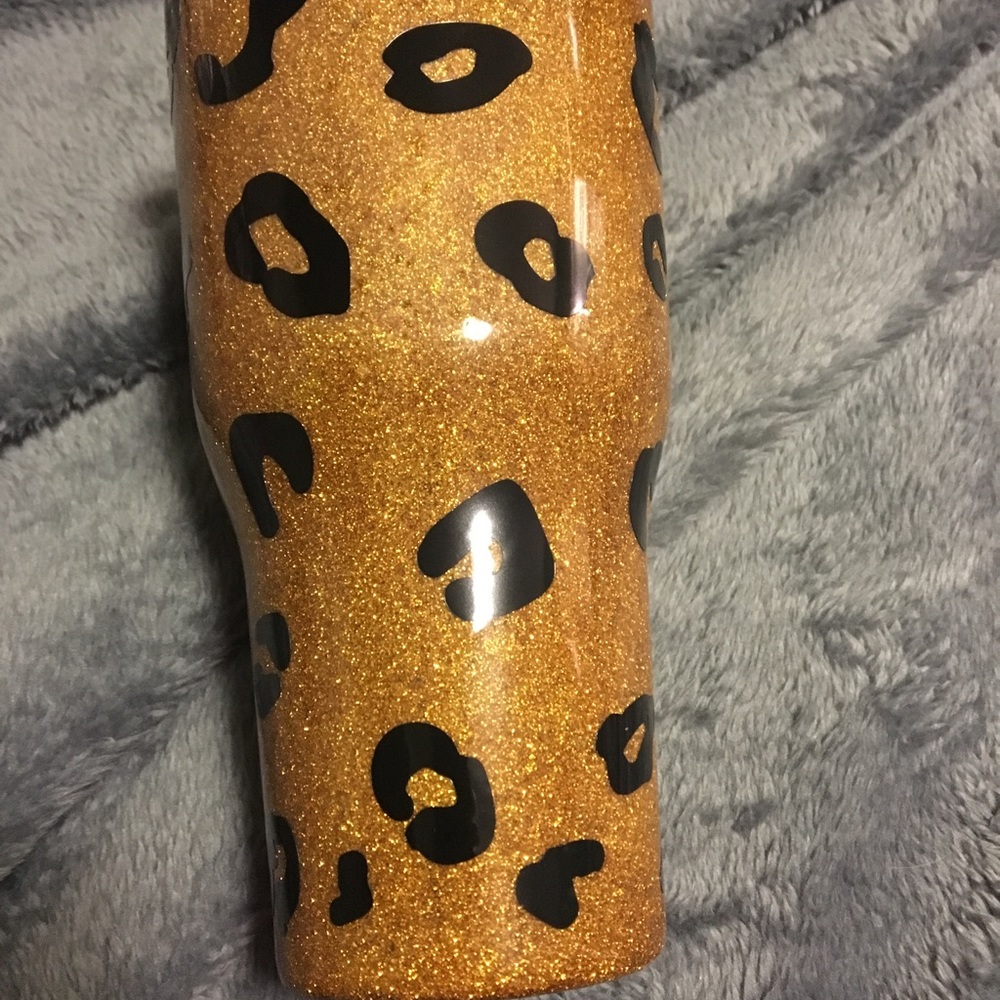 Customized tumblers